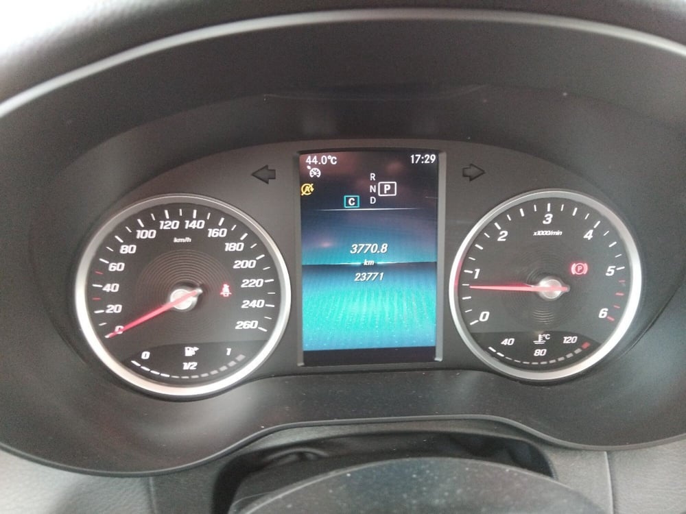 Mercedes-Benz GLC SUV usata a Latina (18)