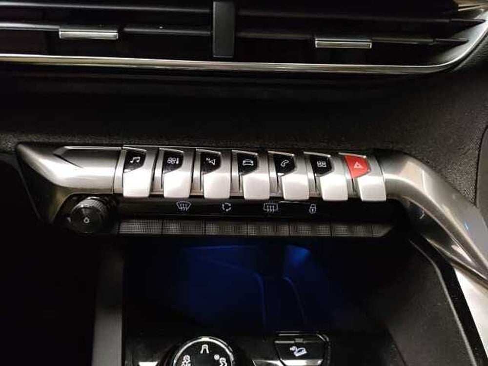 Peugeot 3008 usata a Teramo (20)