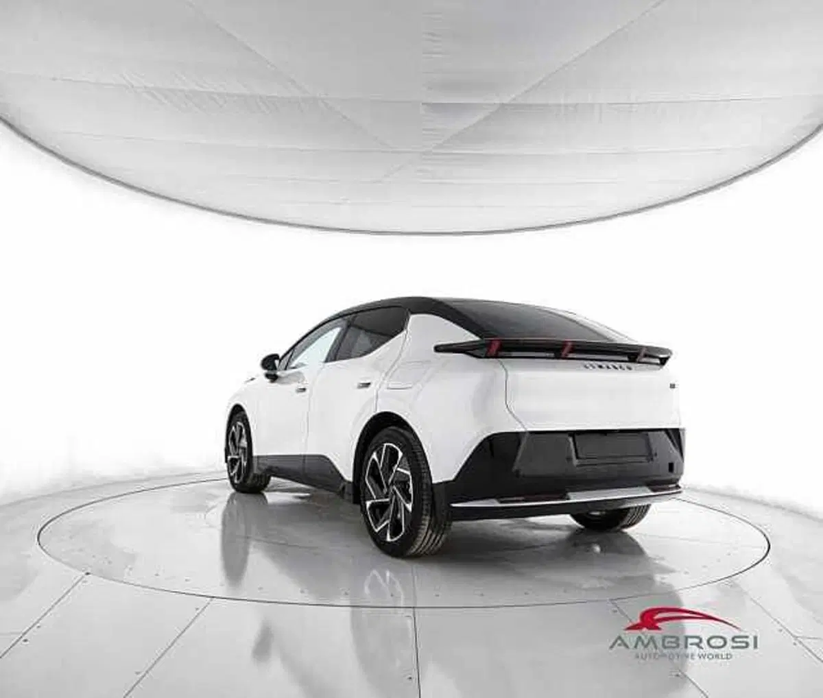 Lynk & Co 02 nuova a Viterbo (4)