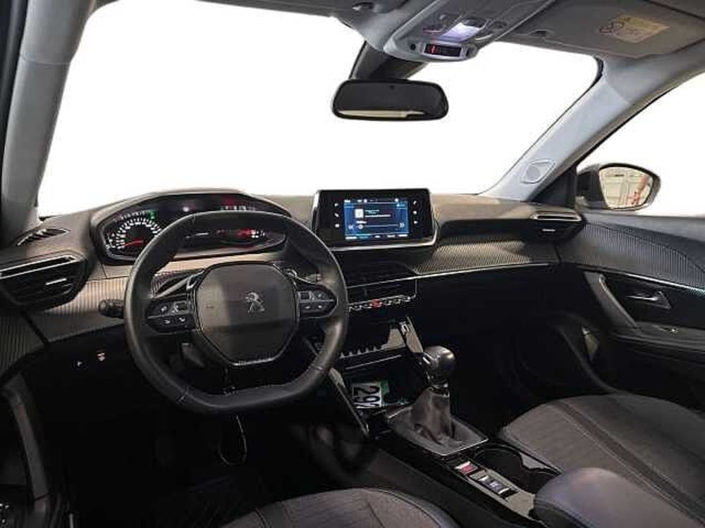 Peugeot 2008 usata a Napoli (10)
