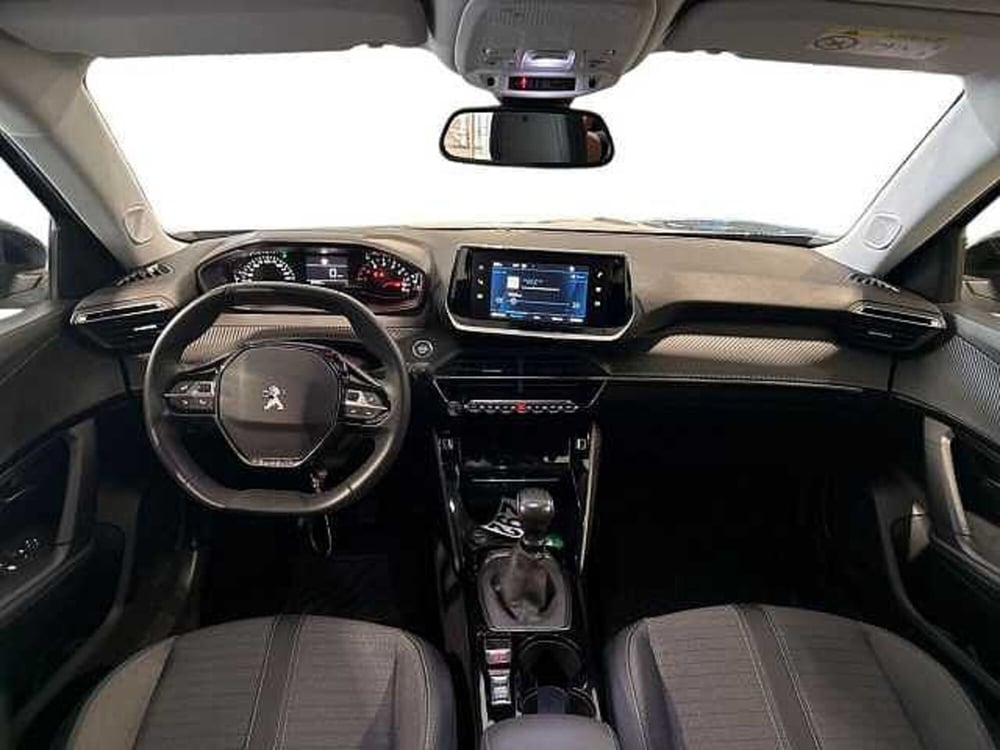 Peugeot 2008 usata a Napoli (12)