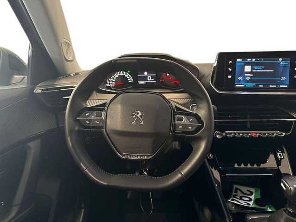 Peugeot 2008 usata a Napoli (13)