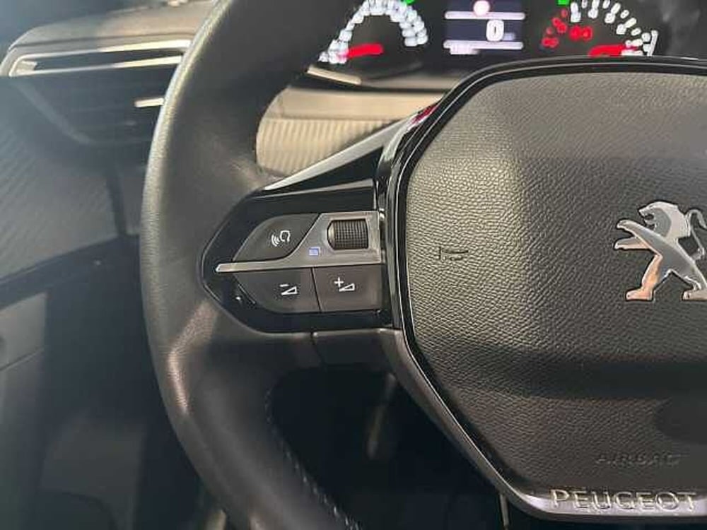 Peugeot 2008 usata a Napoli (15)