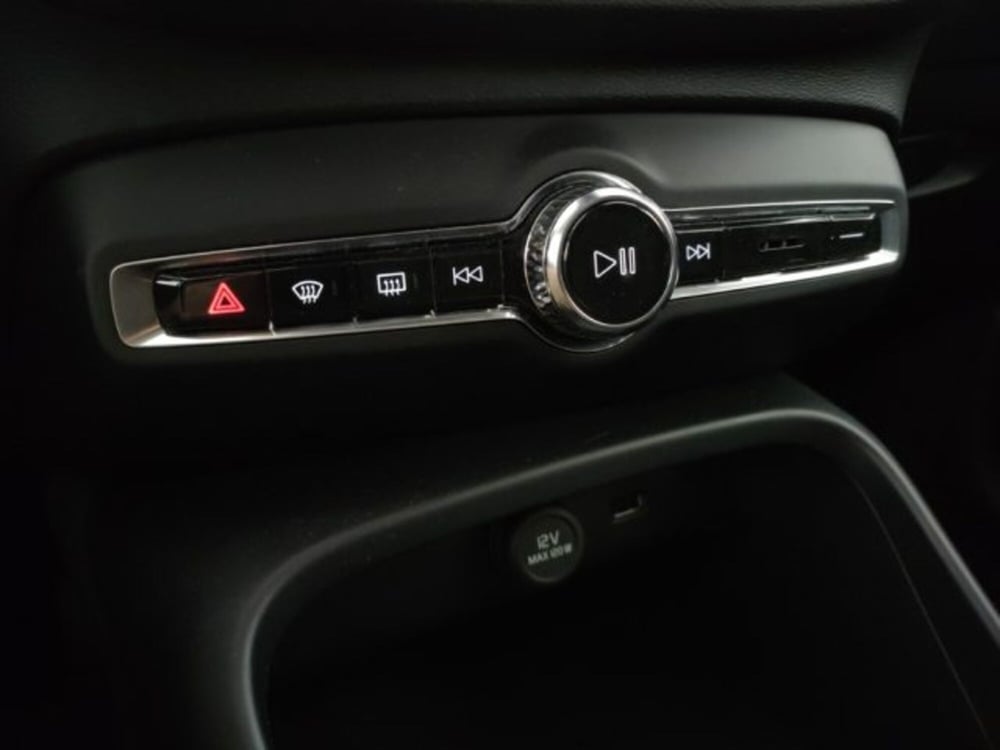 Volvo XC40 usata a Modena (18)