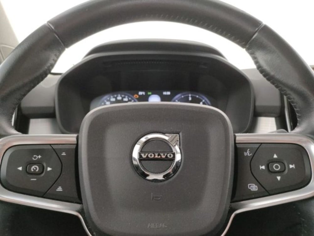 Volvo XC40 usata a Modena (18)