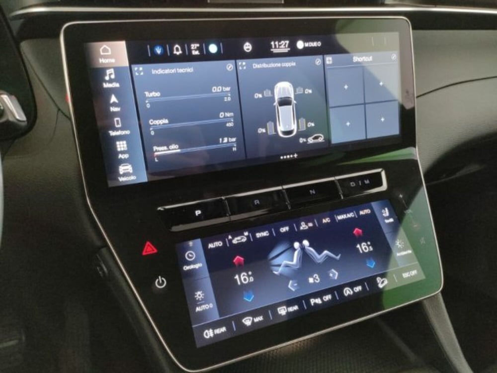 Maserati Grecale usata a Modena (18)
