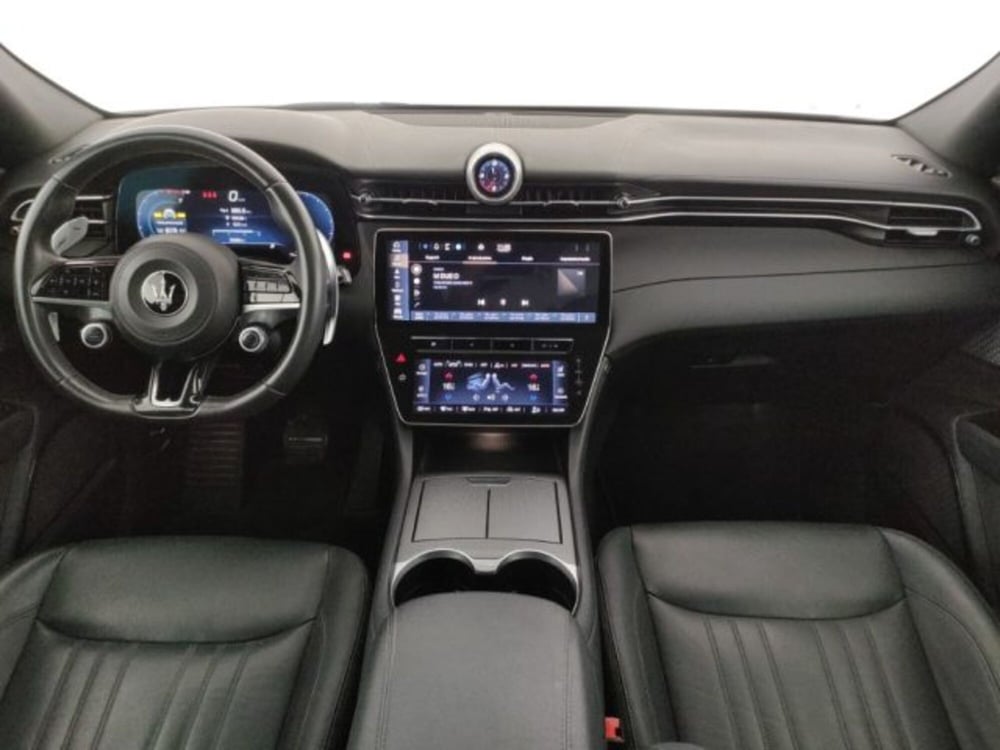 Maserati Grecale usata a Modena (9)