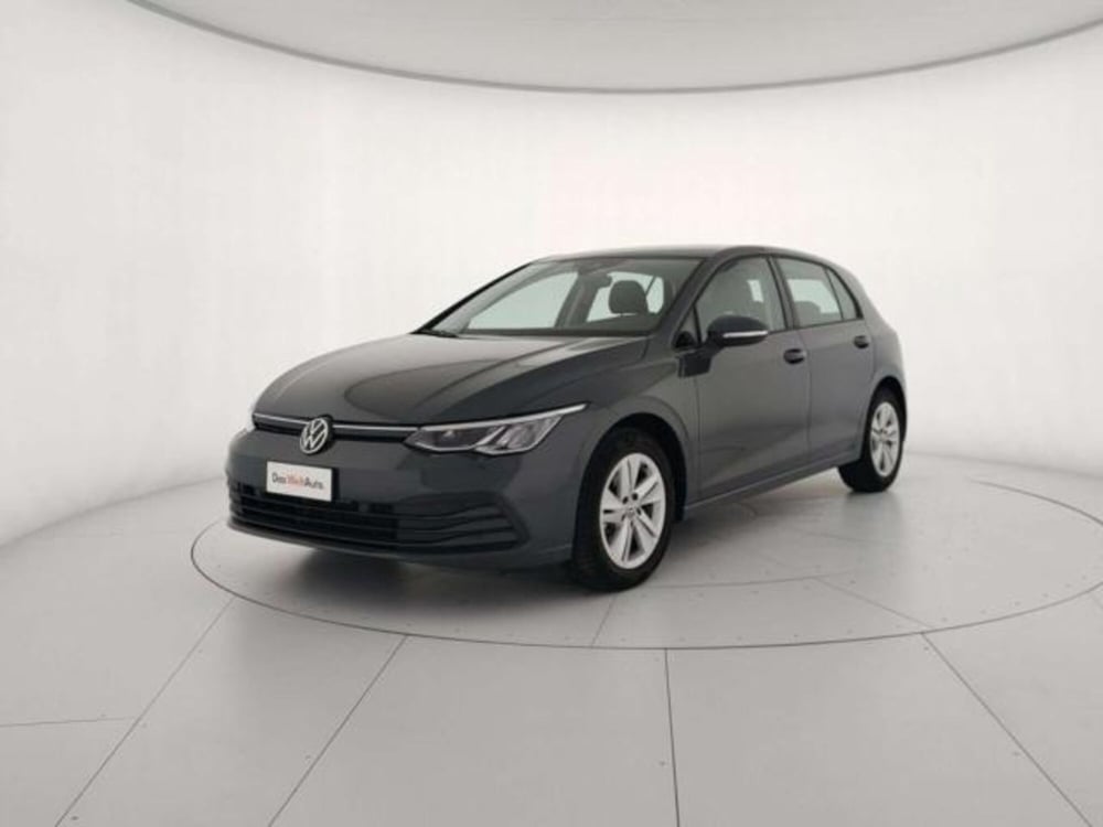 Volkswagen Golf Variant usata a Matera