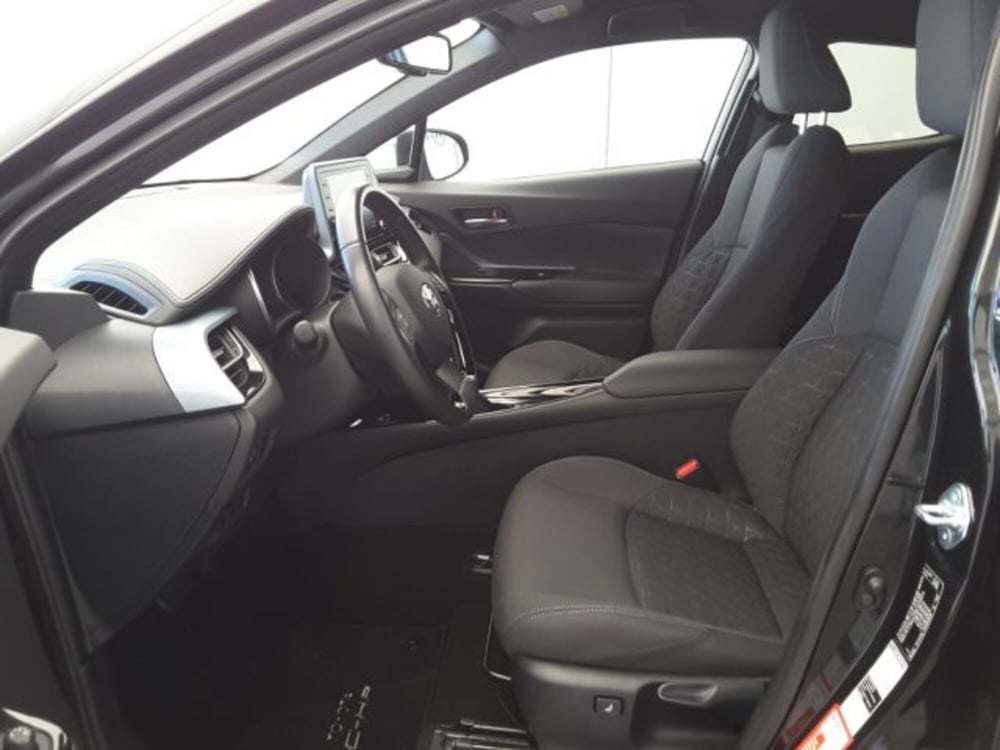 Toyota Toyota C-HR usata a Firenze (5)