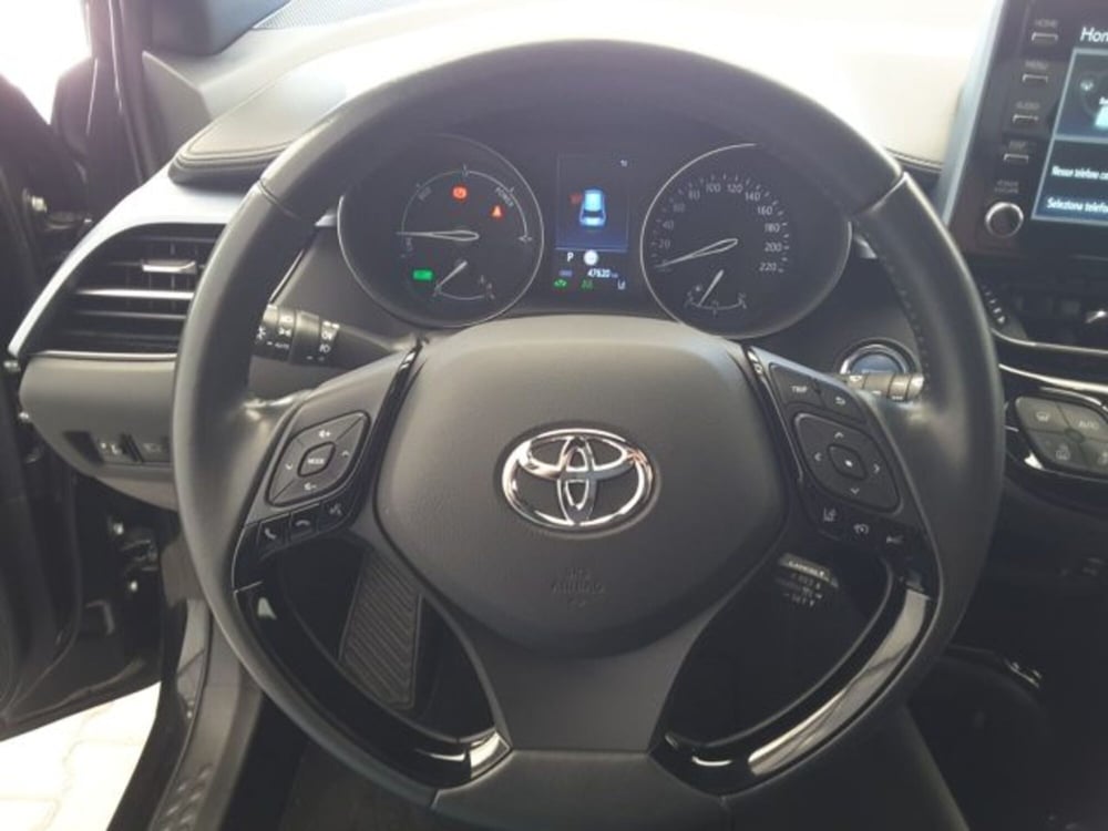 Toyota Toyota C-HR usata a Firenze (7)