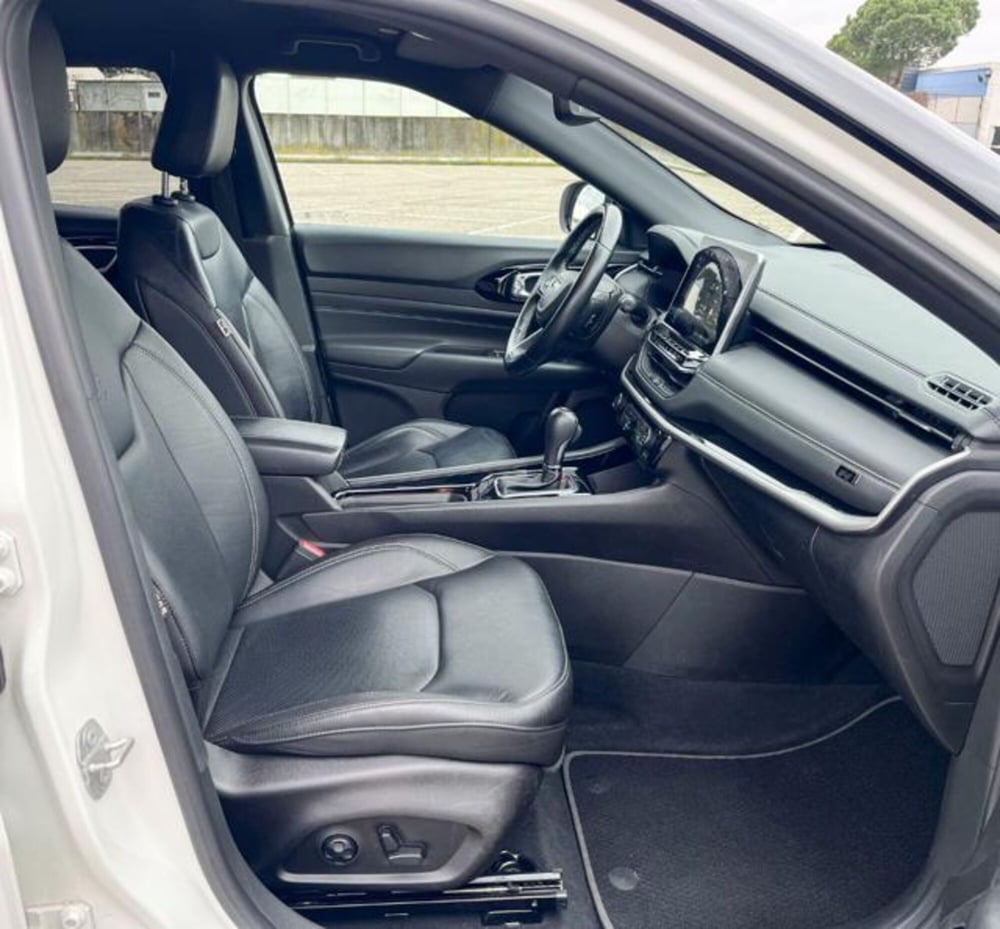 Jeep Compass usata a Novara (9)