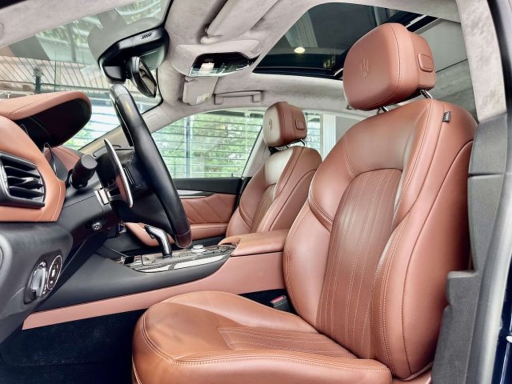 Maserati Levante usata a Torino (10)