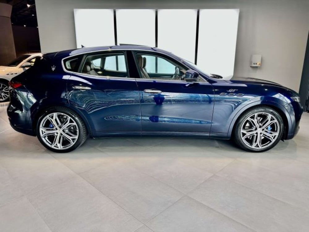 Maserati Levante usata a Torino (5)