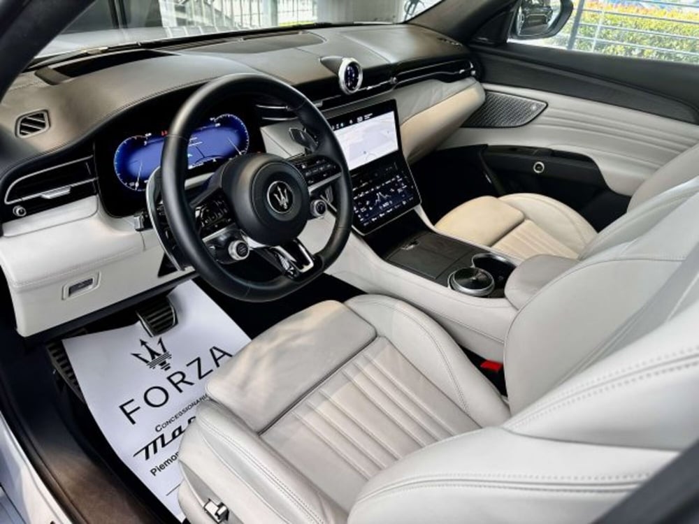 Maserati Grecale usata a Torino (9)