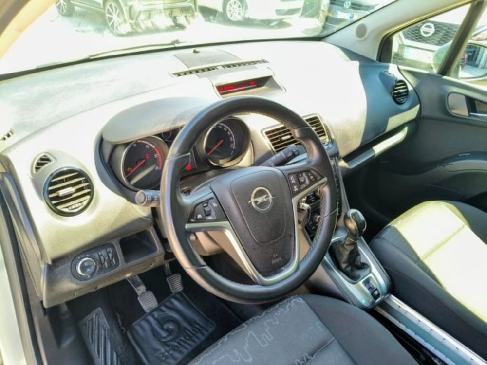 Opel Meriva usata a Firenze (6)