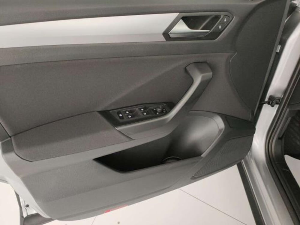 Volkswagen T-Roc usata a Matera (13)
