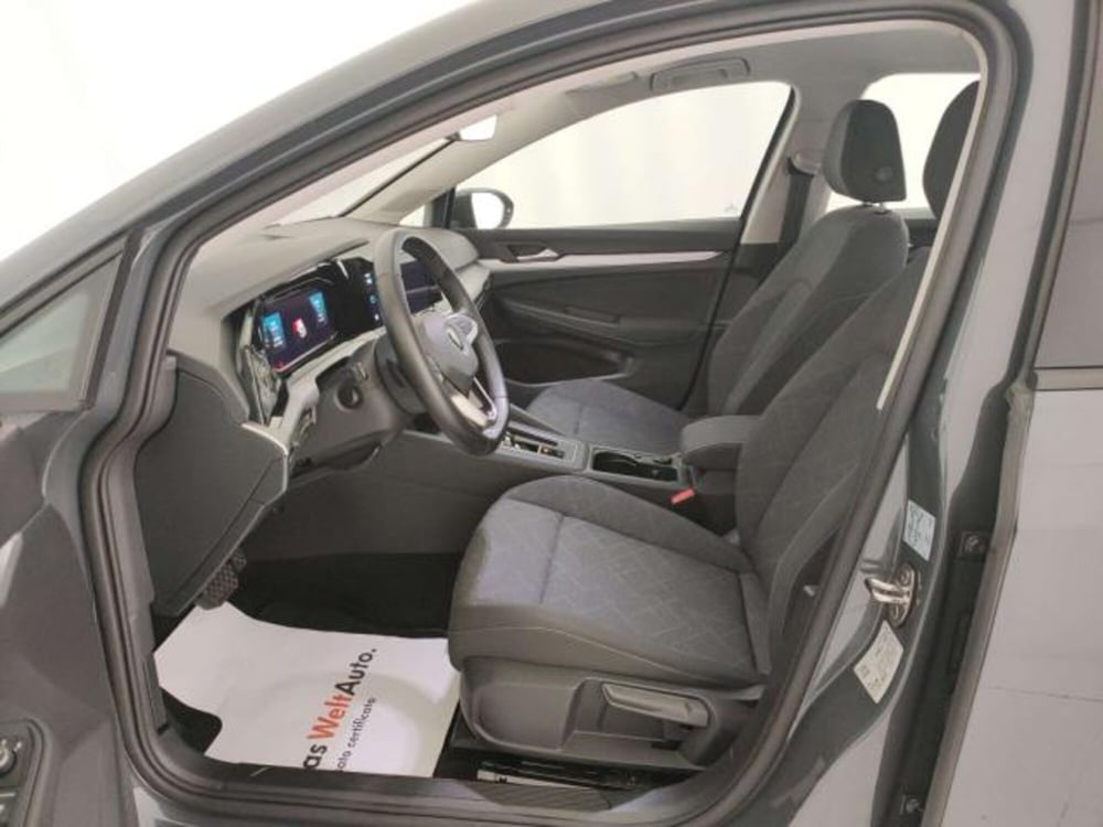 Volkswagen Golf Variant usata a Matera (11)