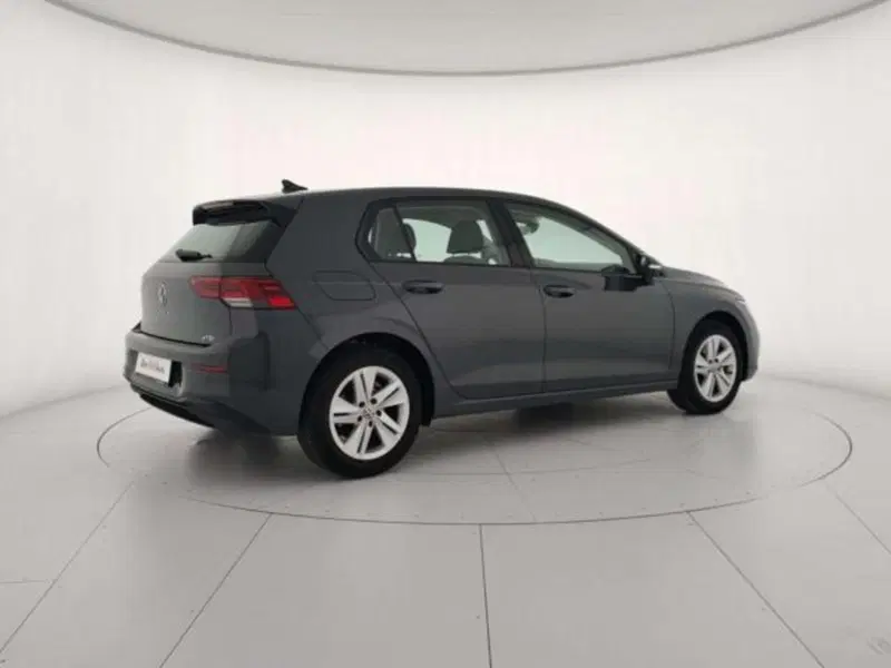 Volkswagen Golf Variant usata a Matera (5)