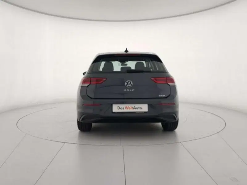 Volkswagen Golf Variant usata a Matera (6)