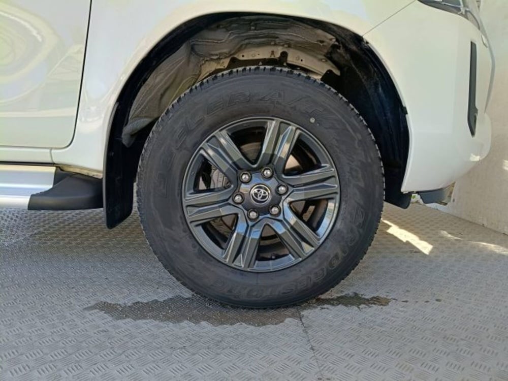 Toyota Hilux usata a Ascoli Piceno (16)