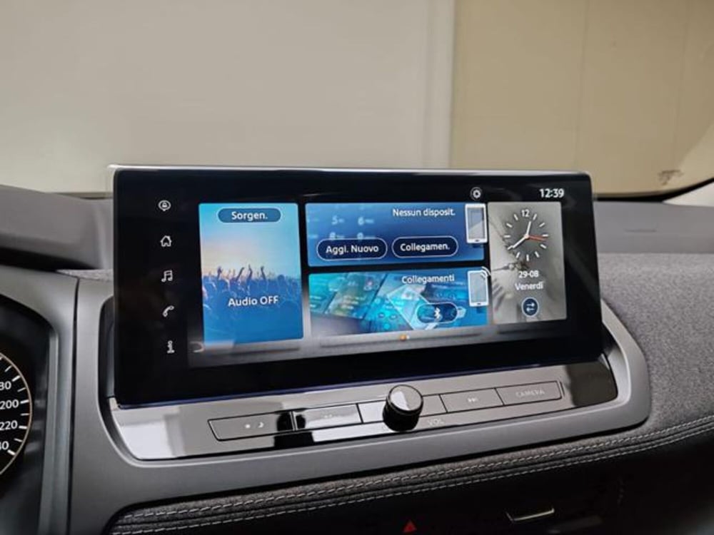 Nissan Qashqai nuova a Como (13)