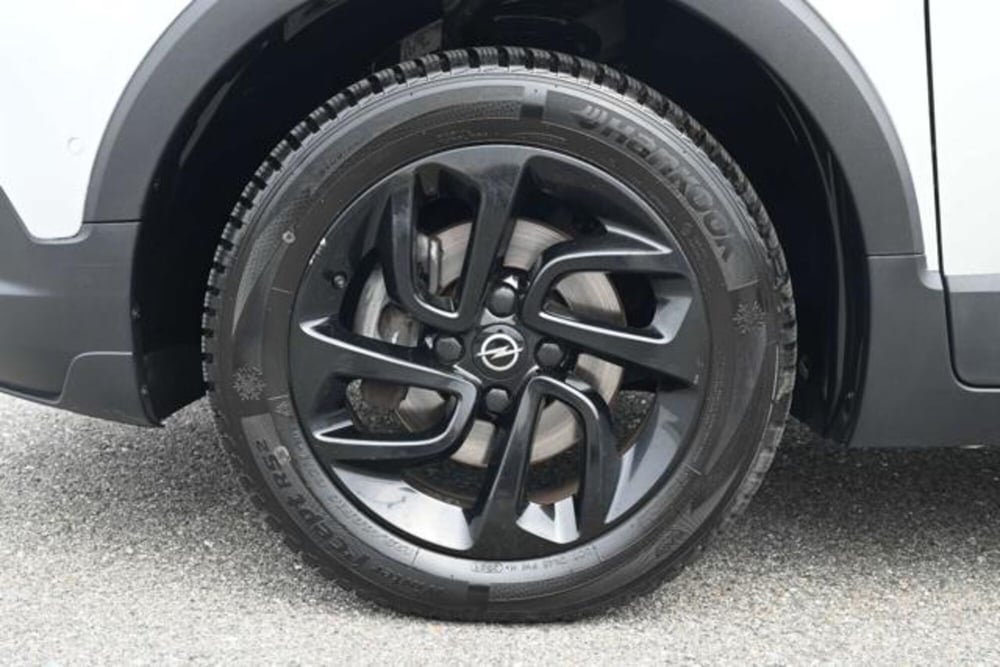 Opel Crossland X usata a Torino (10)