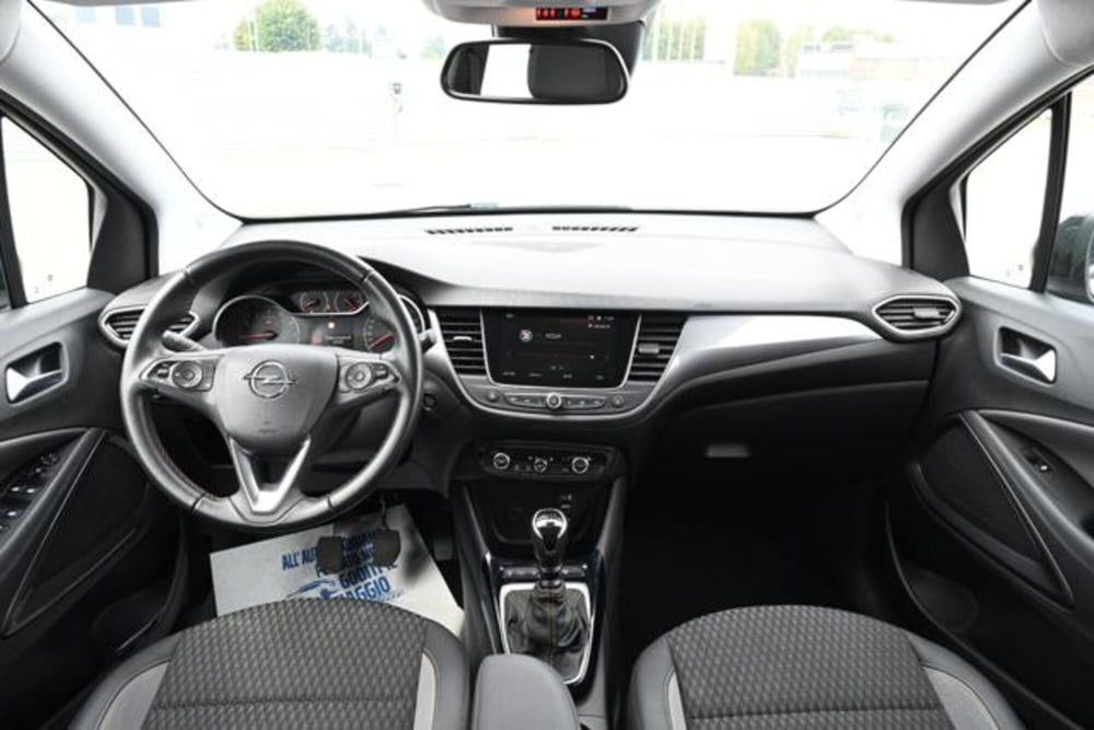 Opel Crossland X usata a Torino (11)
