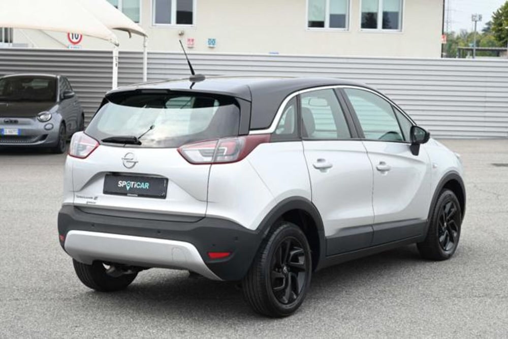 Opel Crossland X usata a Torino (5)