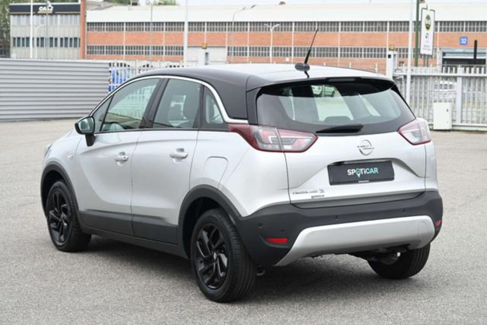 Opel Crossland X usata a Torino (7)