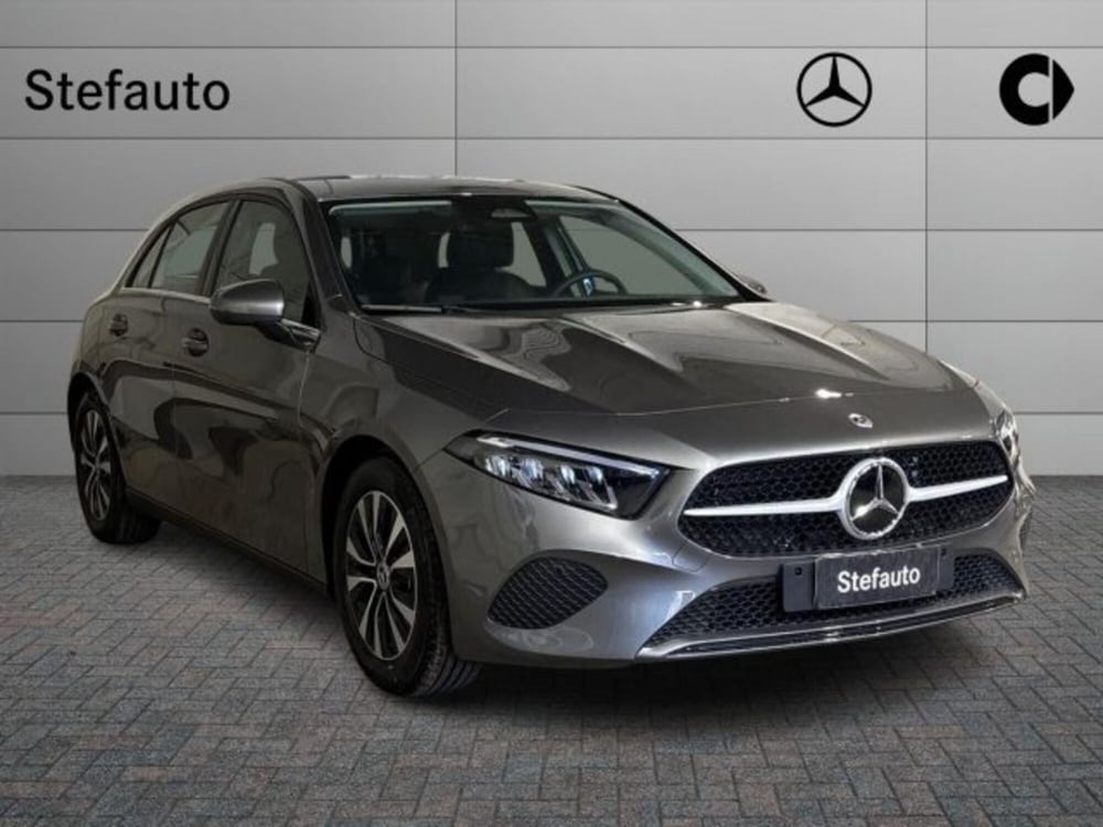 Mercedes-Benz Classe A Sedan nuova a Bologna