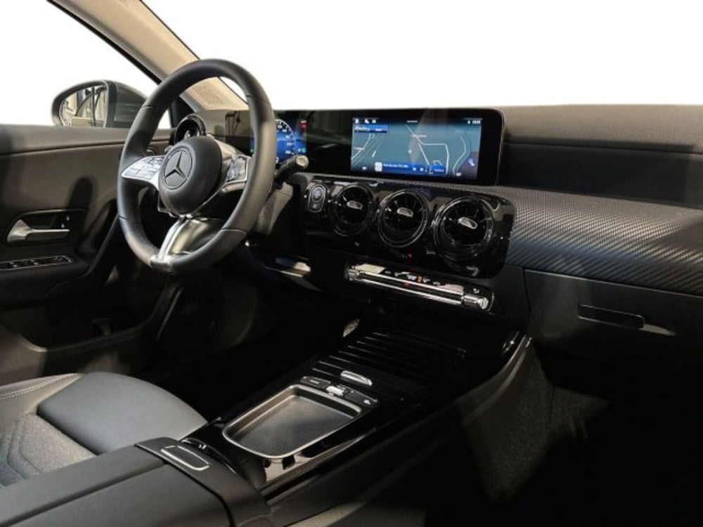 Mercedes-Benz Classe A Sedan nuova a Bologna (15)