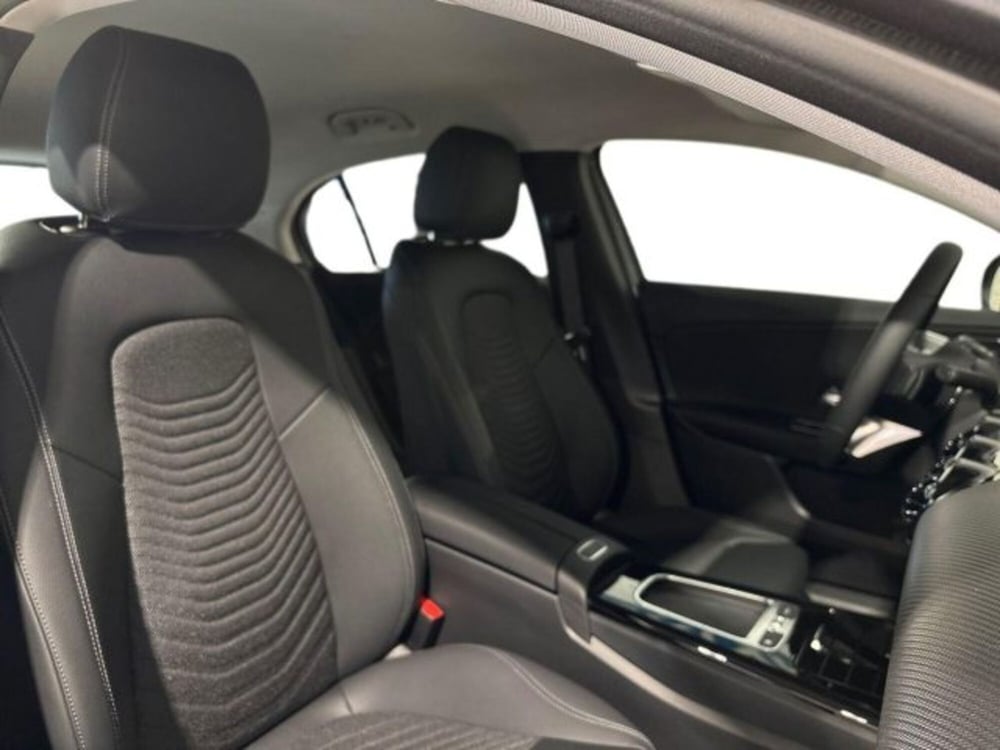 Mercedes-Benz Classe A Sedan nuova a Bologna (16)