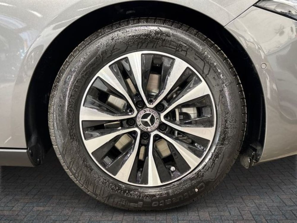 Mercedes-Benz Classe A Sedan nuova a Bologna (8)