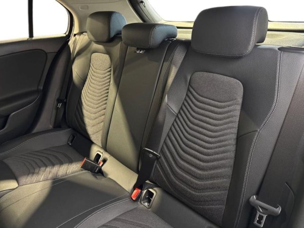 Mercedes-Benz Classe A Sedan nuova a Bologna (9)