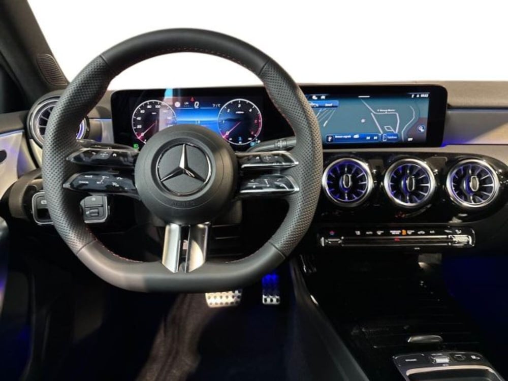 Mercedes-Benz Classe A nuova a Bologna (14)