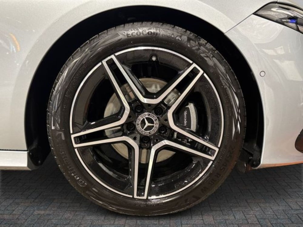 Mercedes-Benz Classe A nuova a Bologna (8)