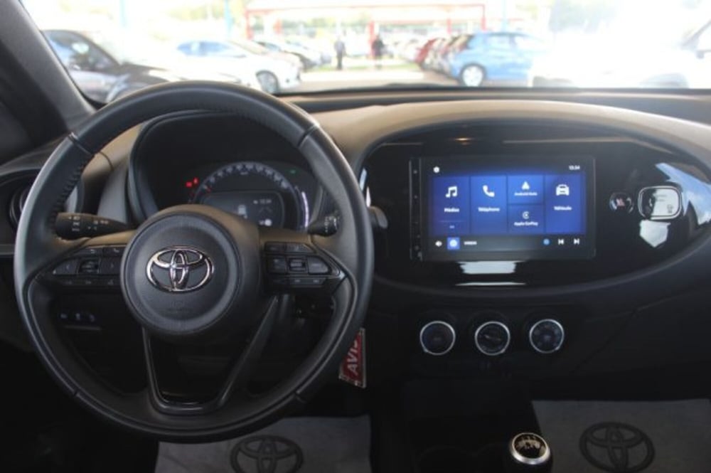 Toyota Aygo X nuova a Roma (10)