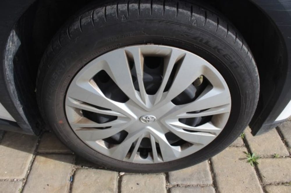Toyota Aygo X nuova a Roma (14)