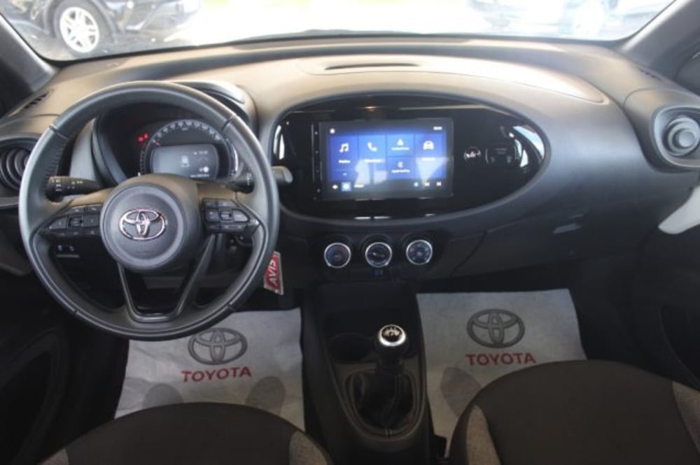 Toyota Aygo X nuova a Roma (9)