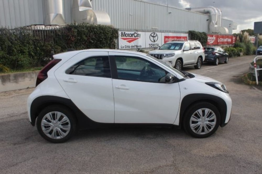 Toyota Aygo X nuova a Roma (13)