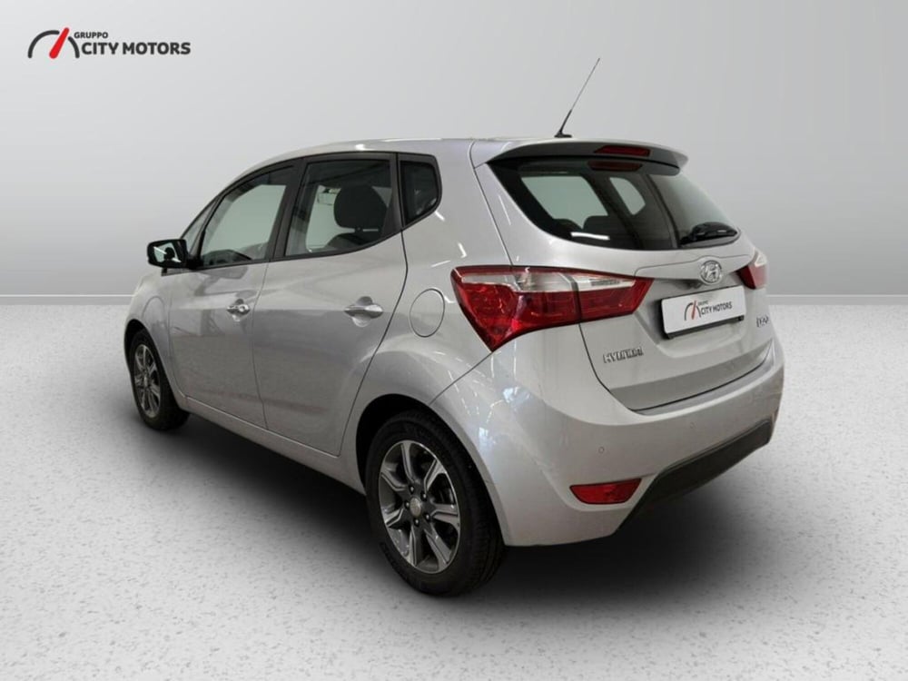 Hyundai ix20 usata a Monza e Brianza (4)
