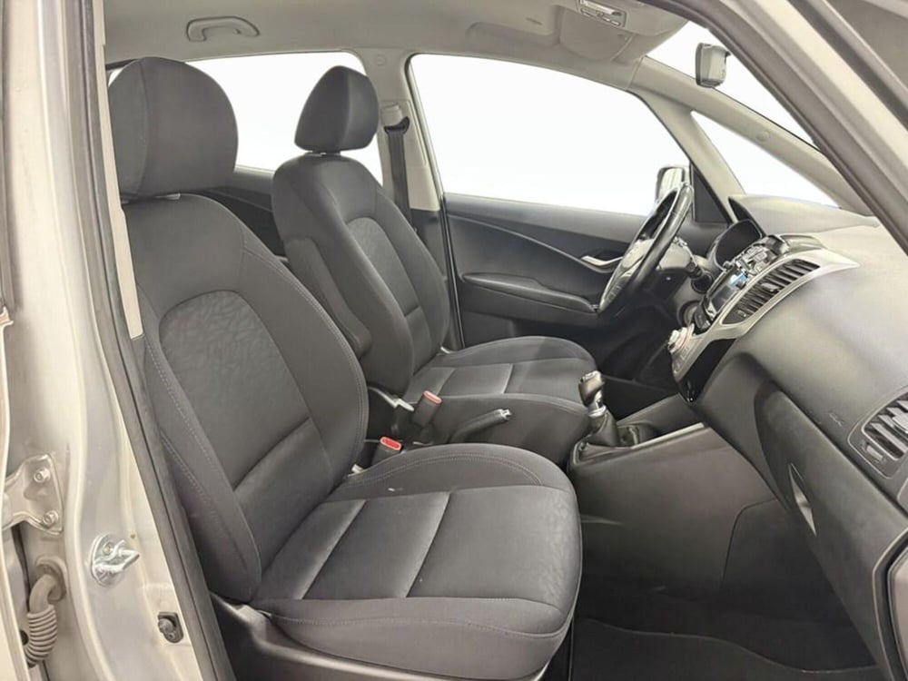Hyundai ix20 usata a Monza e Brianza (9)