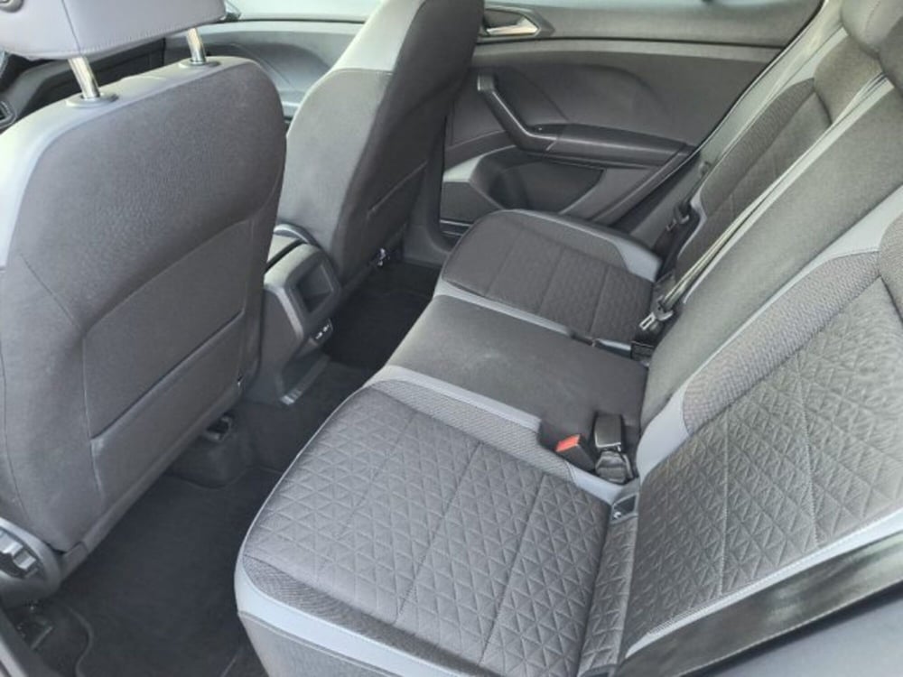 Volkswagen T-Cross usata a Frosinone (12)