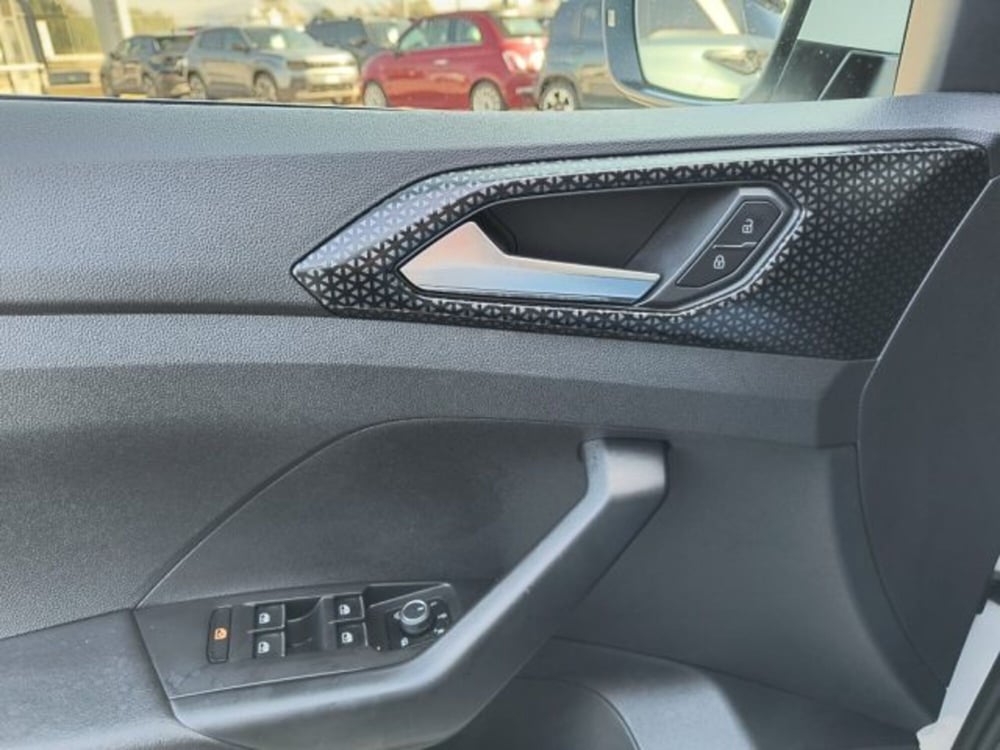 Volkswagen T-Cross usata a Frosinone (15)