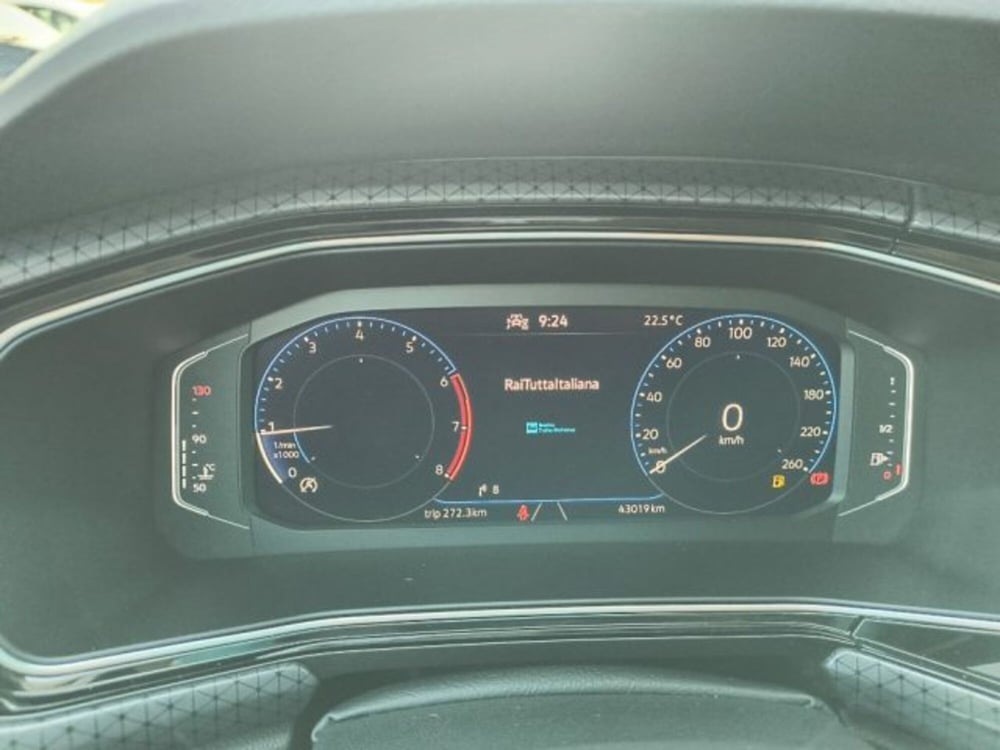 Volkswagen T-Cross usata a Frosinone (18)
