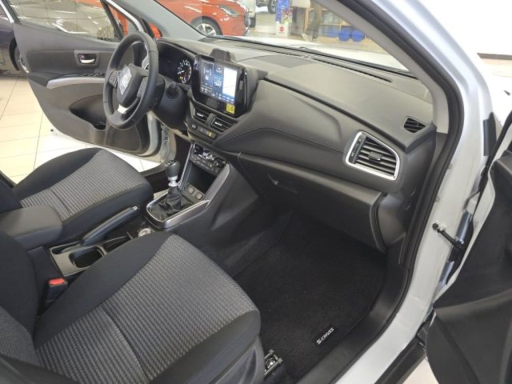 Suzuki S-Cross nuova a Reggio Emilia (13)