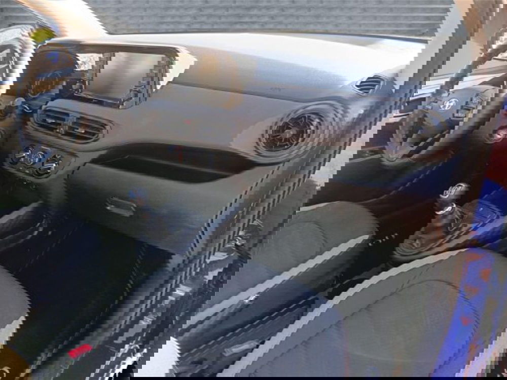 Hyundai i10 usata a Bari (12)