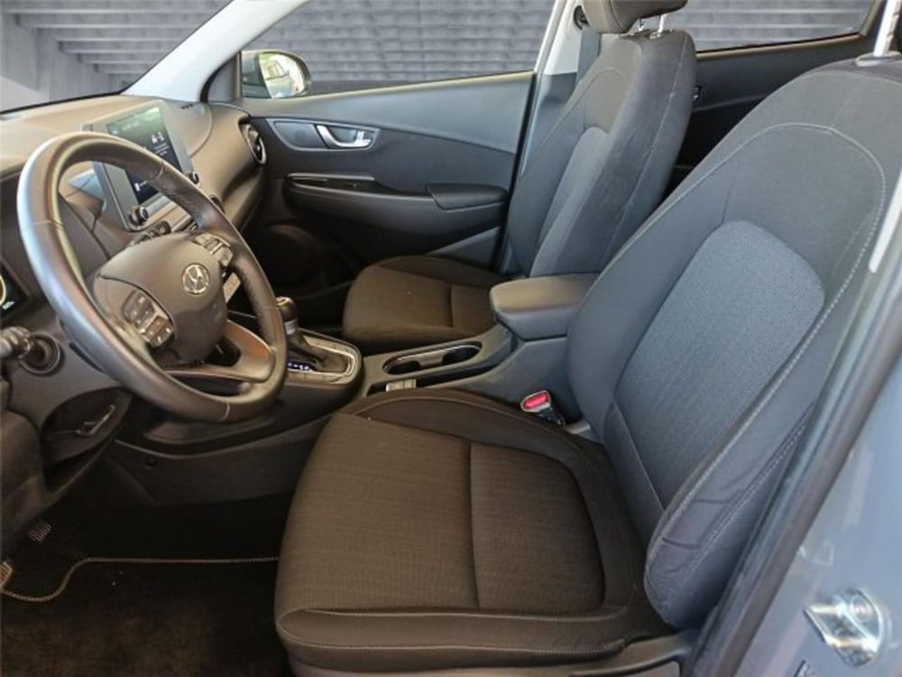 Hyundai Kona usata a Bari (10)