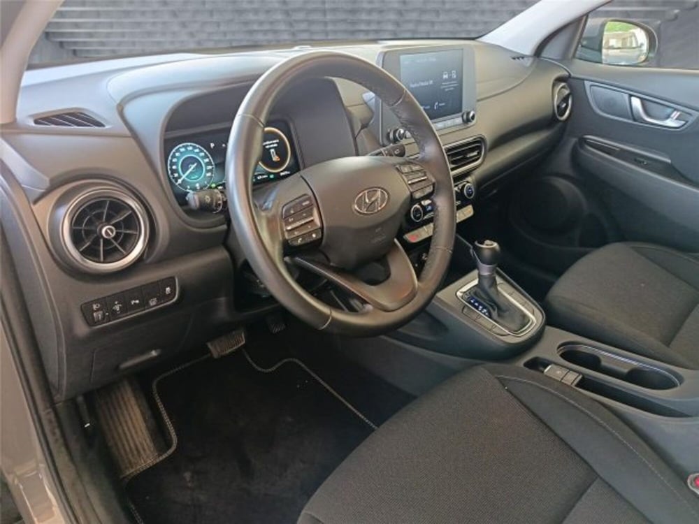 Hyundai Kona usata a Bari (9)
