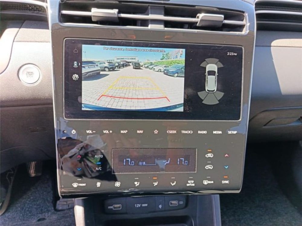 Hyundai Tucson usata a Bari (18)